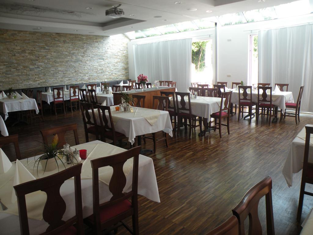 Hotel Restaurant Marienhof Unterkirchbach Exterior photo